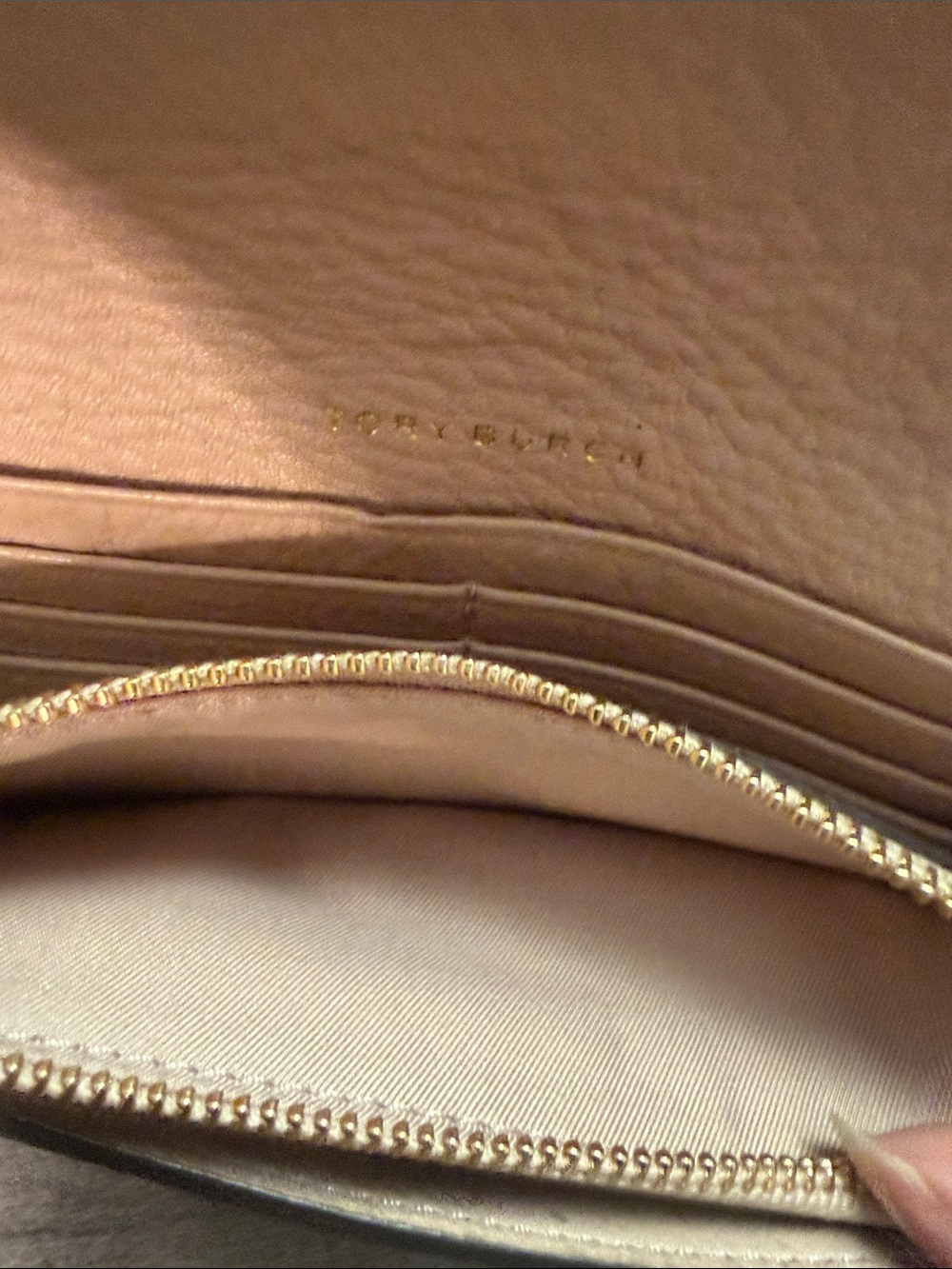 Tory Burch Blush Leather Continental Wallet with Logo - Picture 7 of 10